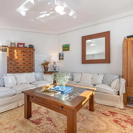 Apartment Increible Piso 4 Dorm, Terraza, Parking & Pool
