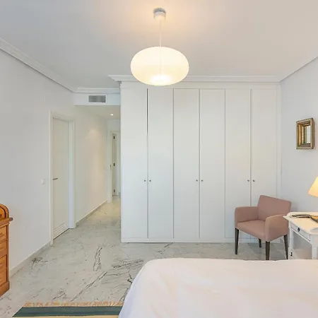 Increible Piso 4 Dorm, Terraza, Parking & Pool