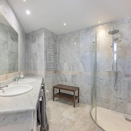 Apartment Increible Piso 4 Dorm, Terraza, Parking & Pool *
