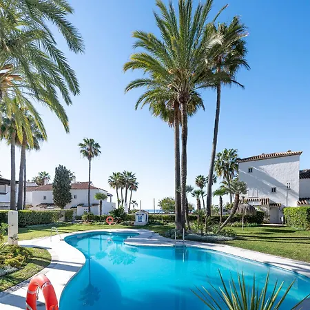 Increible Piso 4 Dorm, Terraza, Parking & Pool Apartment